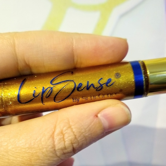 Ultra Gold Glitter GLOSS - Picture 2 of 6